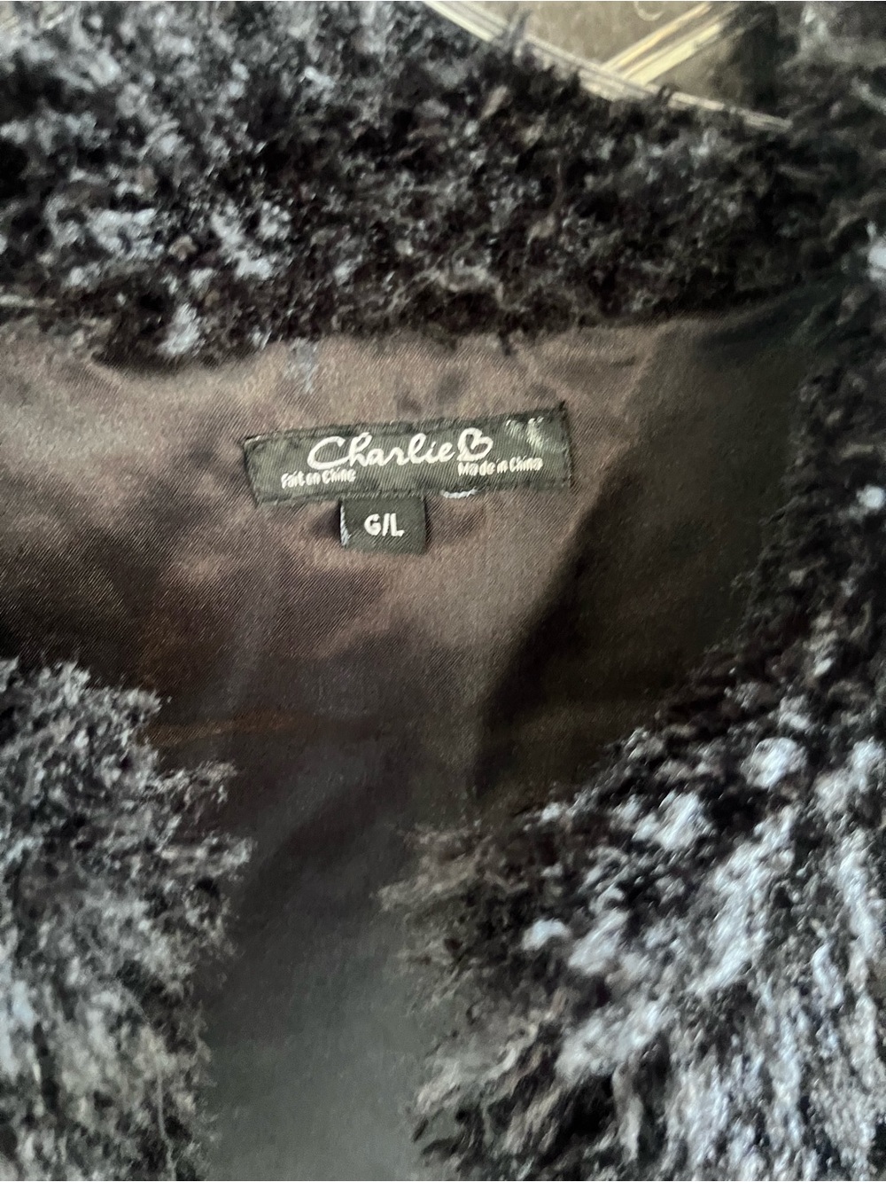 Charlie B Black Faux Fur Sleeveless Vest Jacket - Women Large - Picture 5 of 6